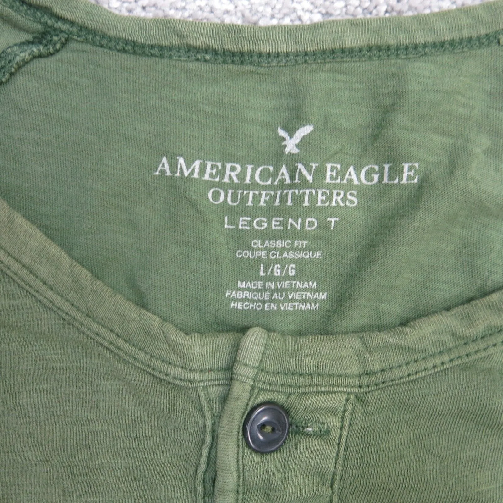American Eagle Shirt Womens Large Green Traditional Tee Short Sleeve Henley Neck