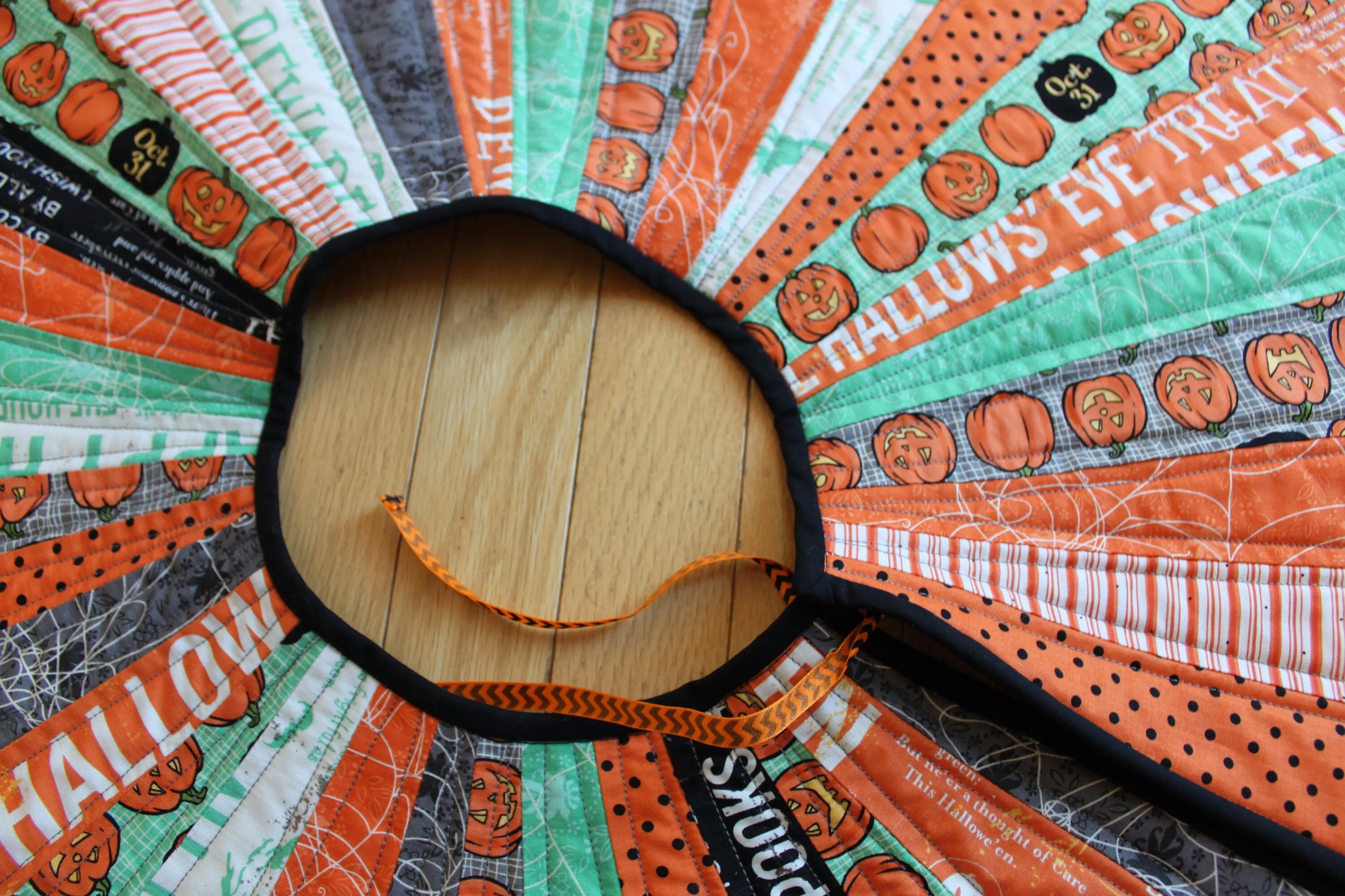 Halloween Patchwork Tree Skirt