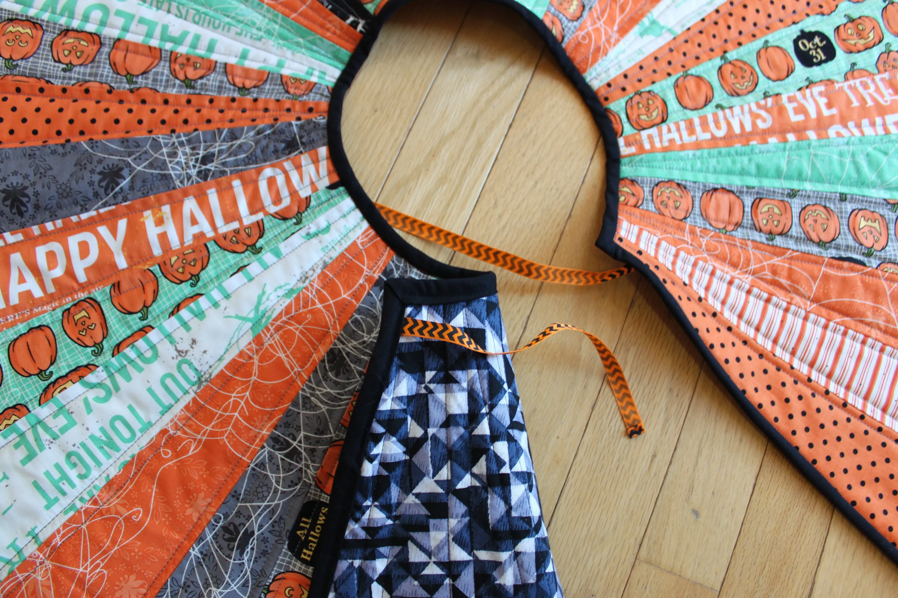 Halloween Patchwork Tree Skirt