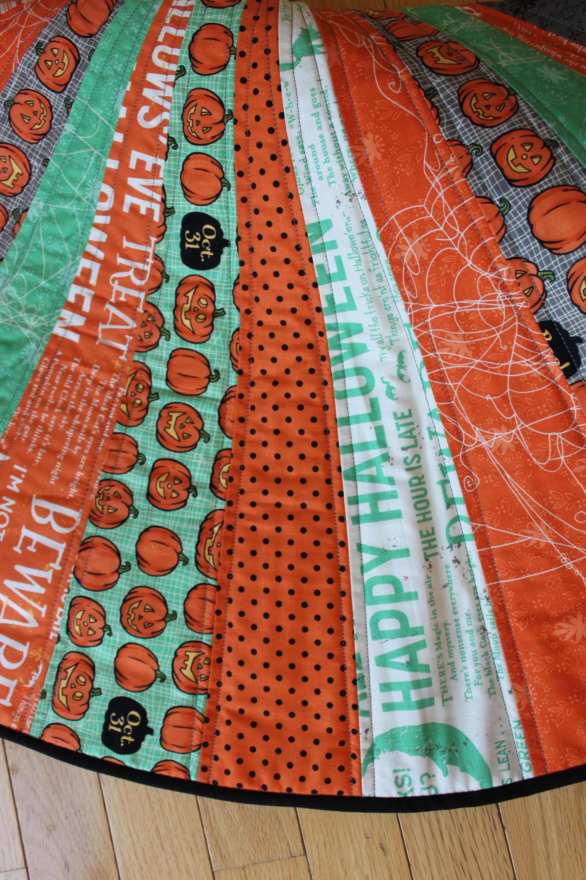 Halloween Patchwork Tree Skirt